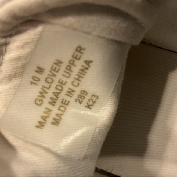 Women’s low top shoes guess shoes! - Picture 9 of 11